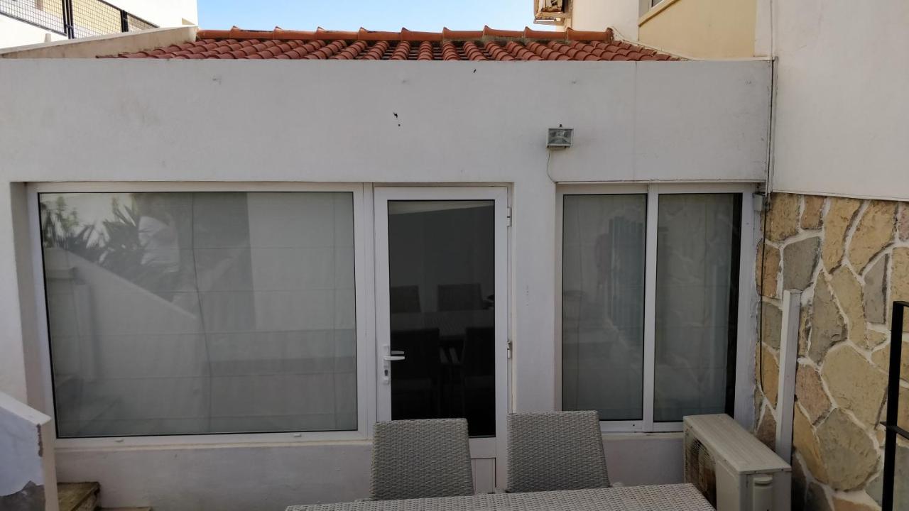 Praia Da Rocha, Casa Junto A Fortaleza. Portimao Bagian luar foto