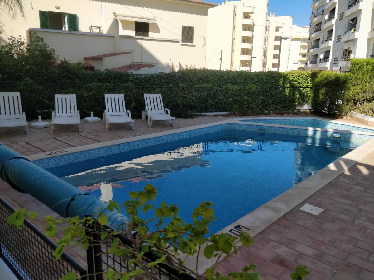 Praia Da Rocha, Casa Junto A Fortaleza. Portimao Bagian luar foto