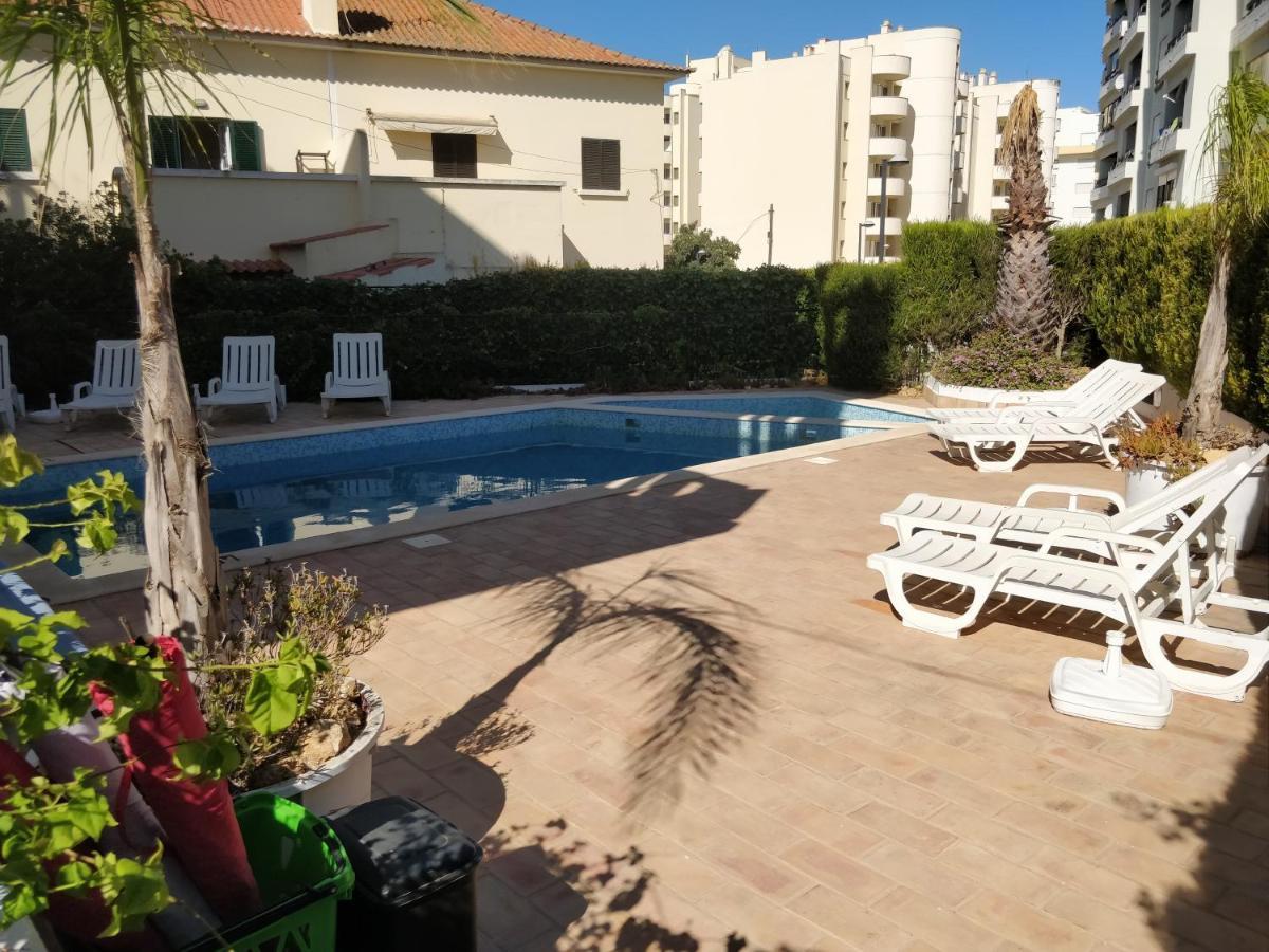 Praia Da Rocha, Casa Junto A Fortaleza. Portimao Bagian luar foto